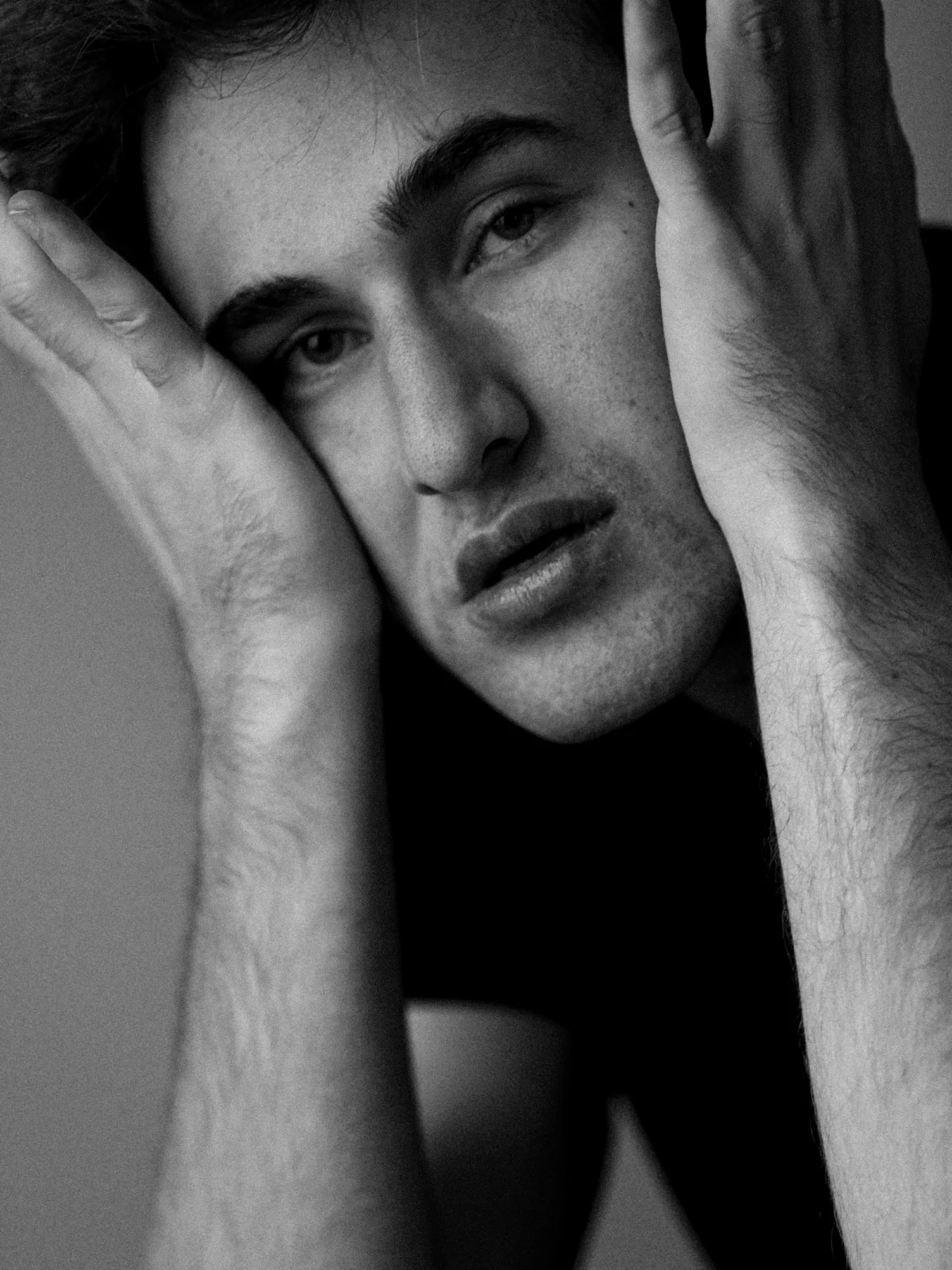 Gregory Mitchell — photograph p02